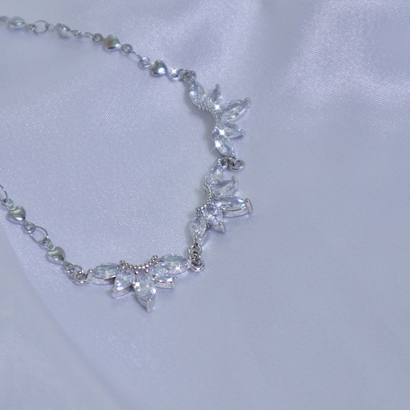 crystal crown heart chain necklace