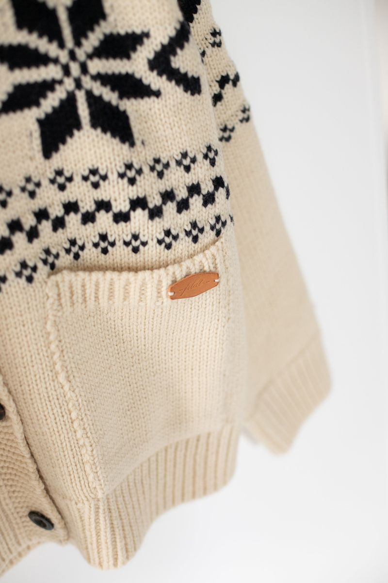 Snow cowichan cardigan (Ivory)