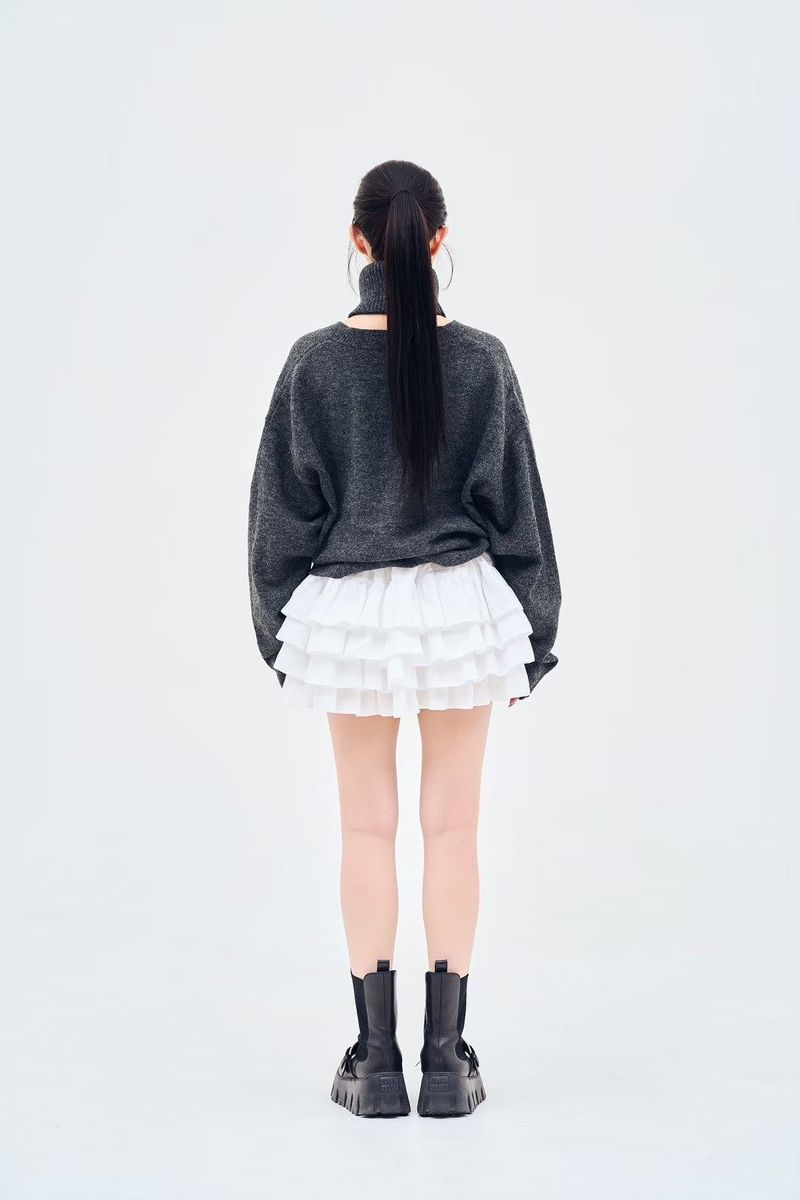 volume tiered mini skirt