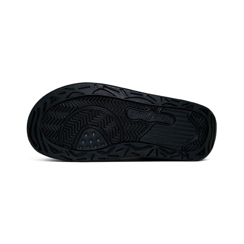 MUMMUM C.V ALL BLACK