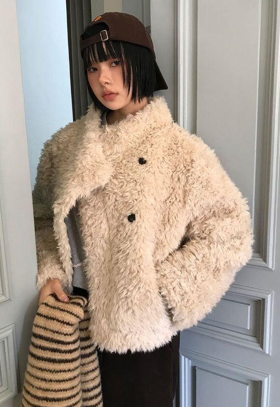 DIAGONAL BUTTON FUR JACKET