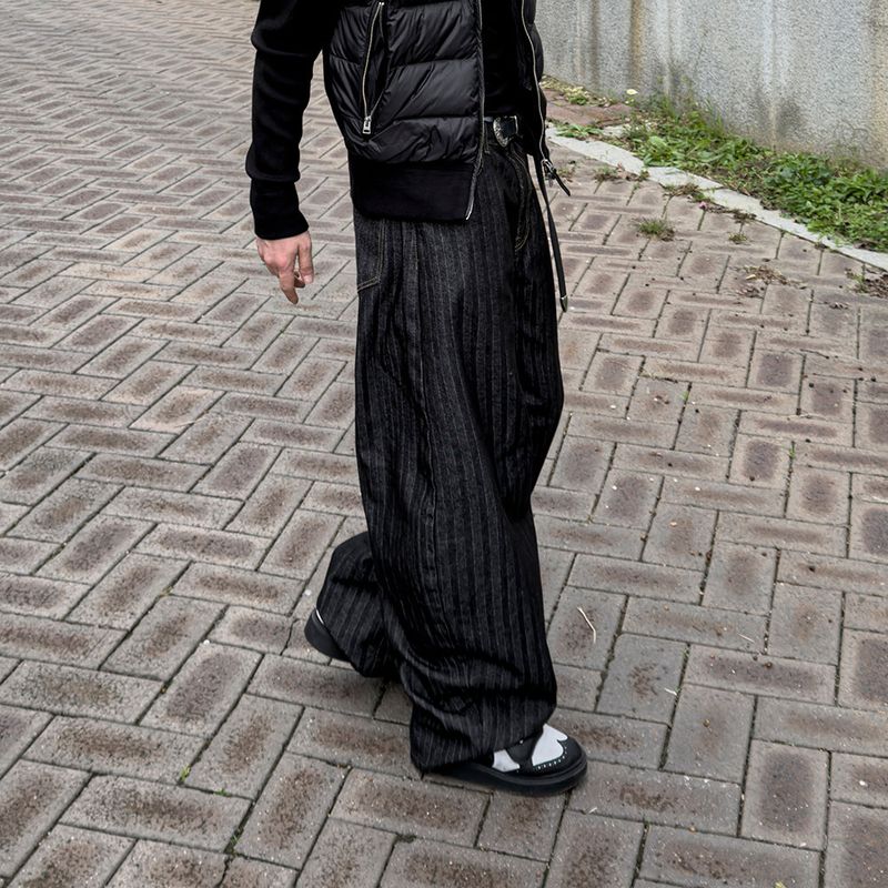 Herringbone Curved Denim Pants