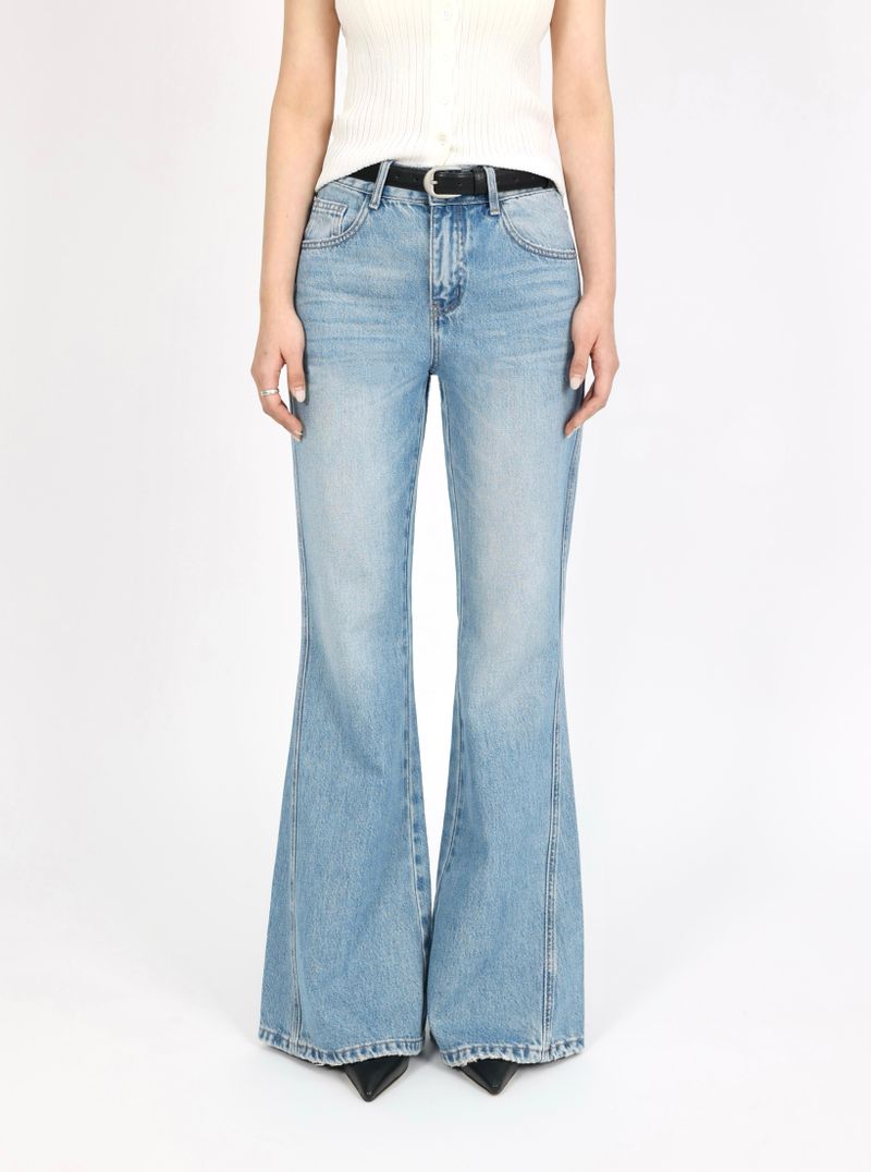 ur.fit(オールフィット)の「MID-WAISTLINE FLARE DENIM code 26209(Pants)」