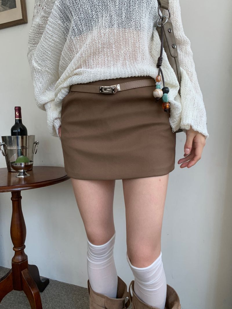 Demay Modern Basic Belt Mini Skirt
