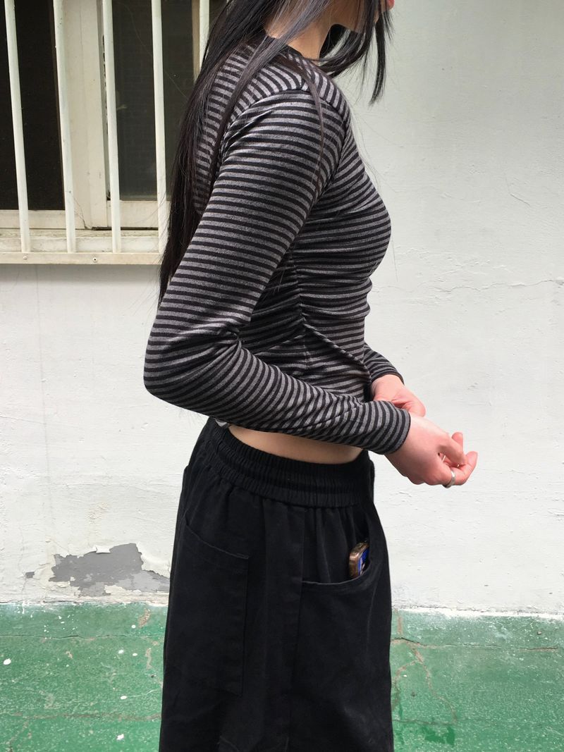 Qwerty Striped Shirred Long-Sleeve Tee (4c)