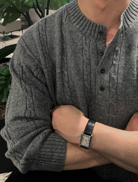 Look & P Henry Neck Button Cable Overfit Knit