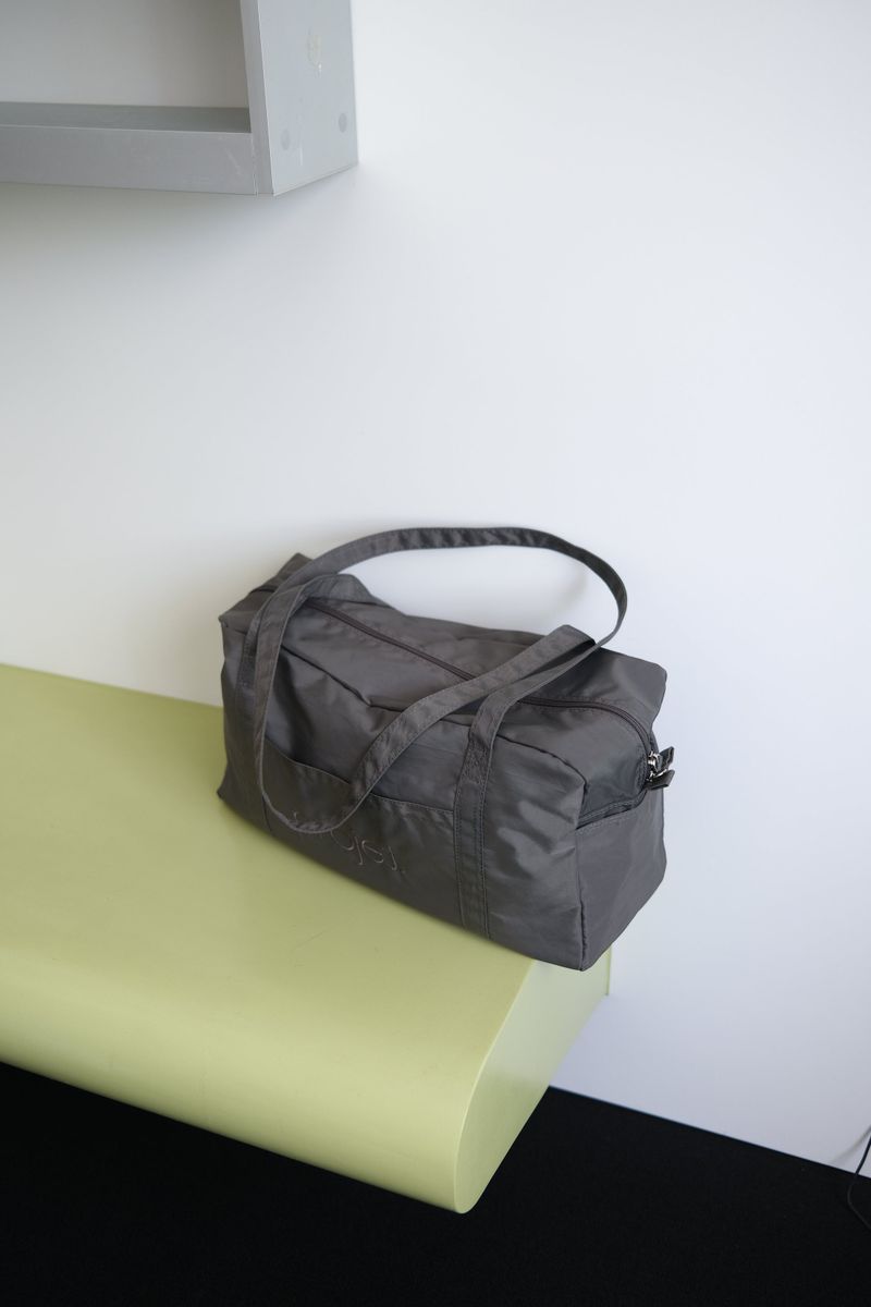 projet（プロジェ）の「standard duffle bag (deep grey)（Bags）」
