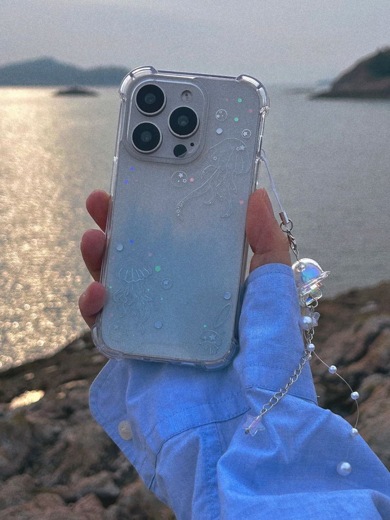 bbgr（ビービージーアール）の「ジェリーフィッシュケースセット（スマホグッズ/小物）」