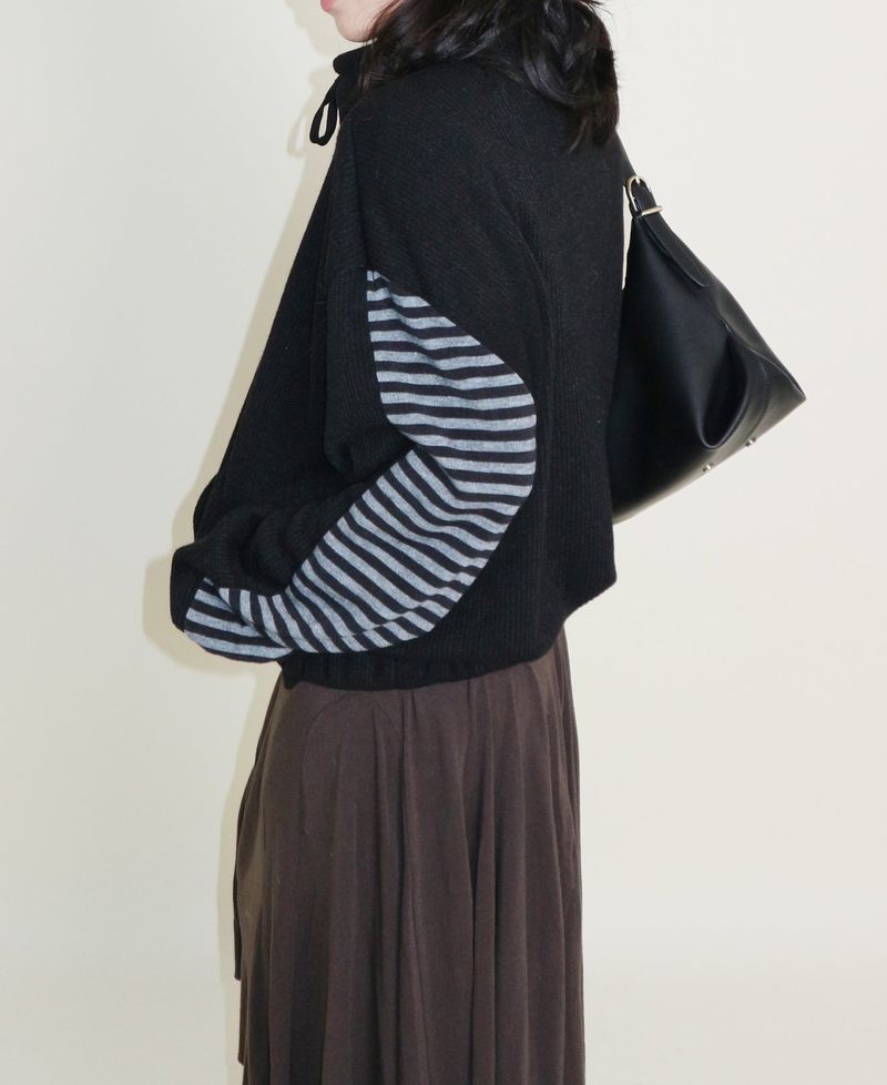 UZYOUNG（ユズヨン）の「Hakata Stripe Coloring String Knitwear Zip-Up（Tops）」