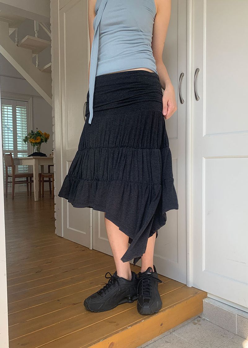 UNBAL WRINKLE SKIRT
