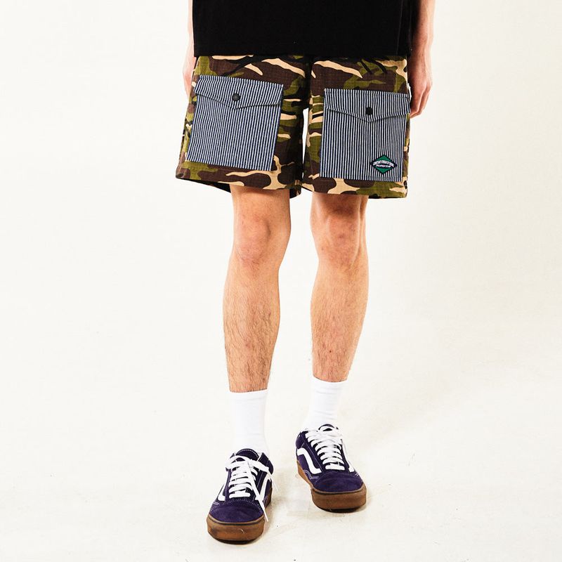 freakishbuilding(フリーキッシュビルディング)の「JUNIN CAMO SHORTS(Pants)」