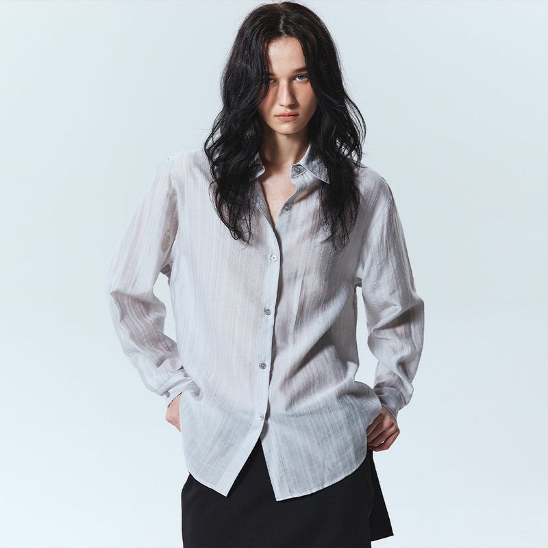 NICK&NICOLE（ニック＆ニコール）の「WRINKLE SHEER SHIRT_LIGHT GRAY（Tops）」