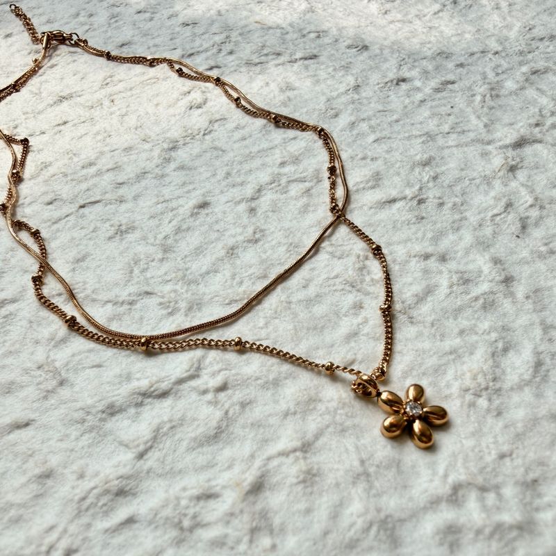 Y2K Floral Necklace