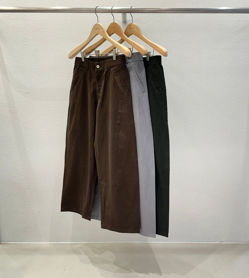 Muff cut half-banding pants