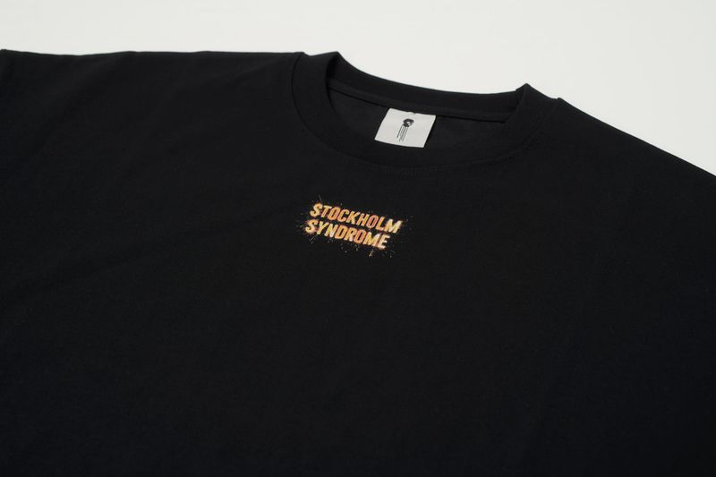 スパークルロゴTシャツ - BLACK
