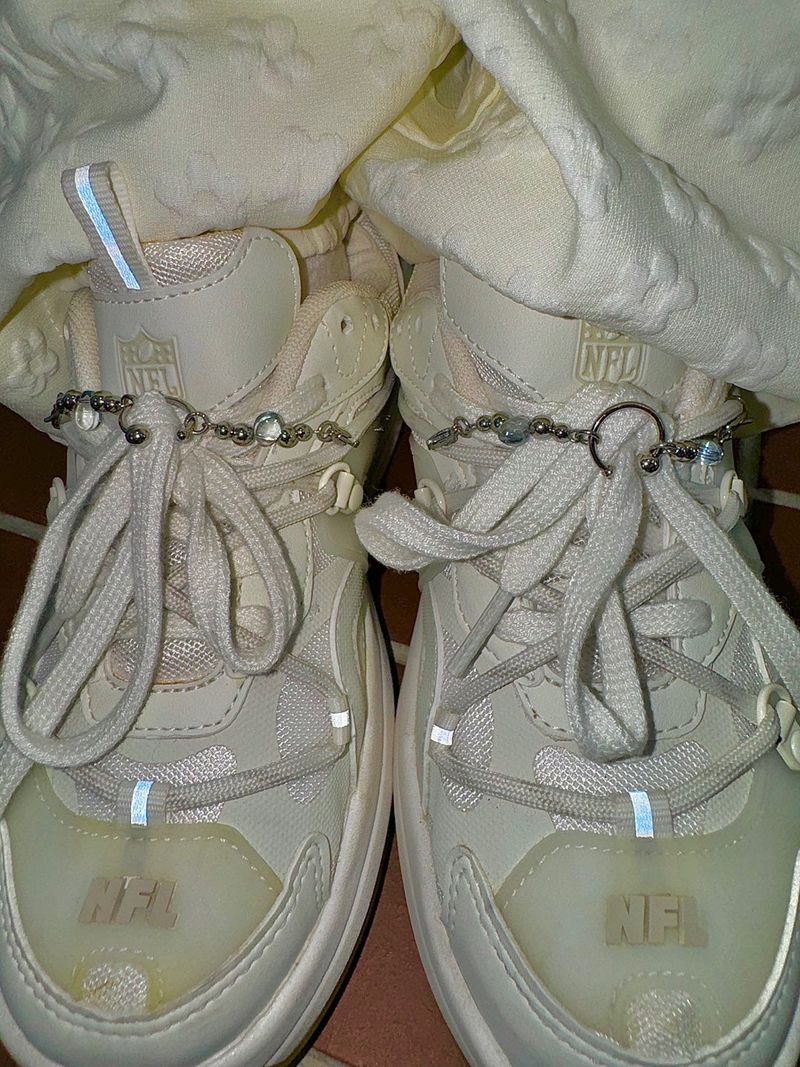 Pierced custom shoes charms (2set)