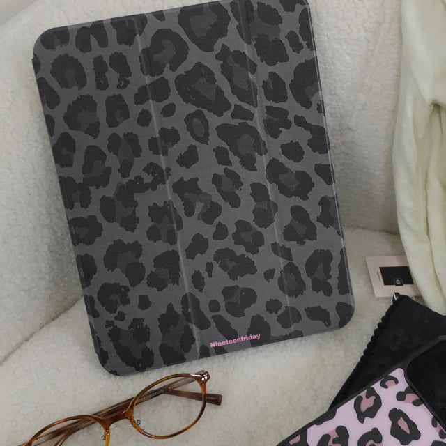 Leopard Pattern iPad Cover Case