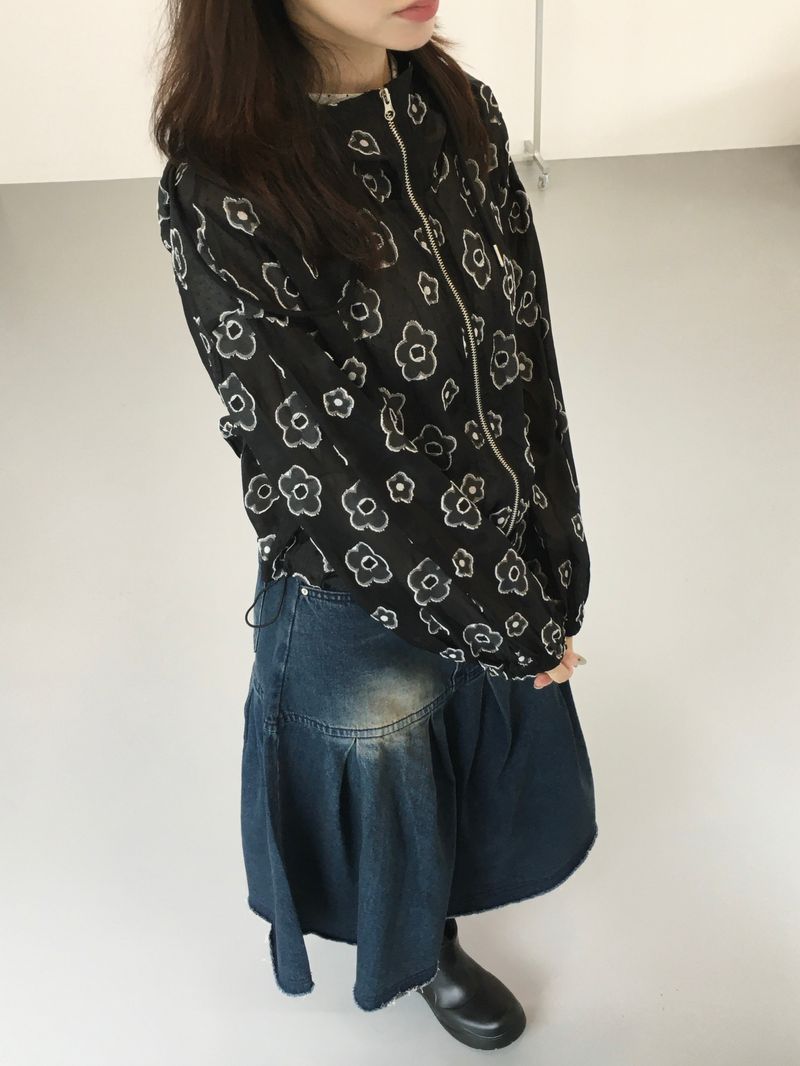 Airy Bloom Flower Zip-Up (3c)