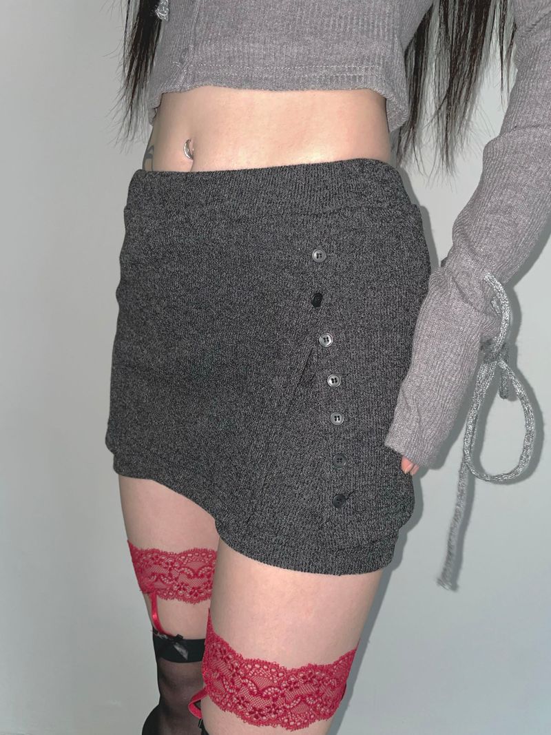 poo love botton sk(2 color)