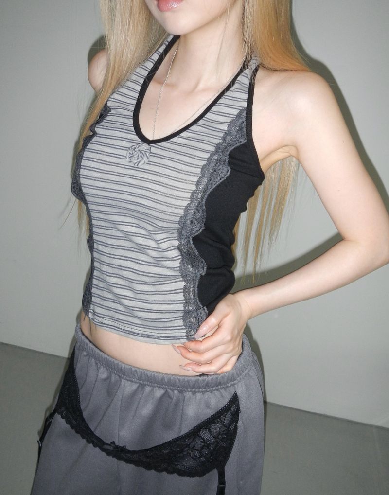 blin corsage stripe halter top
