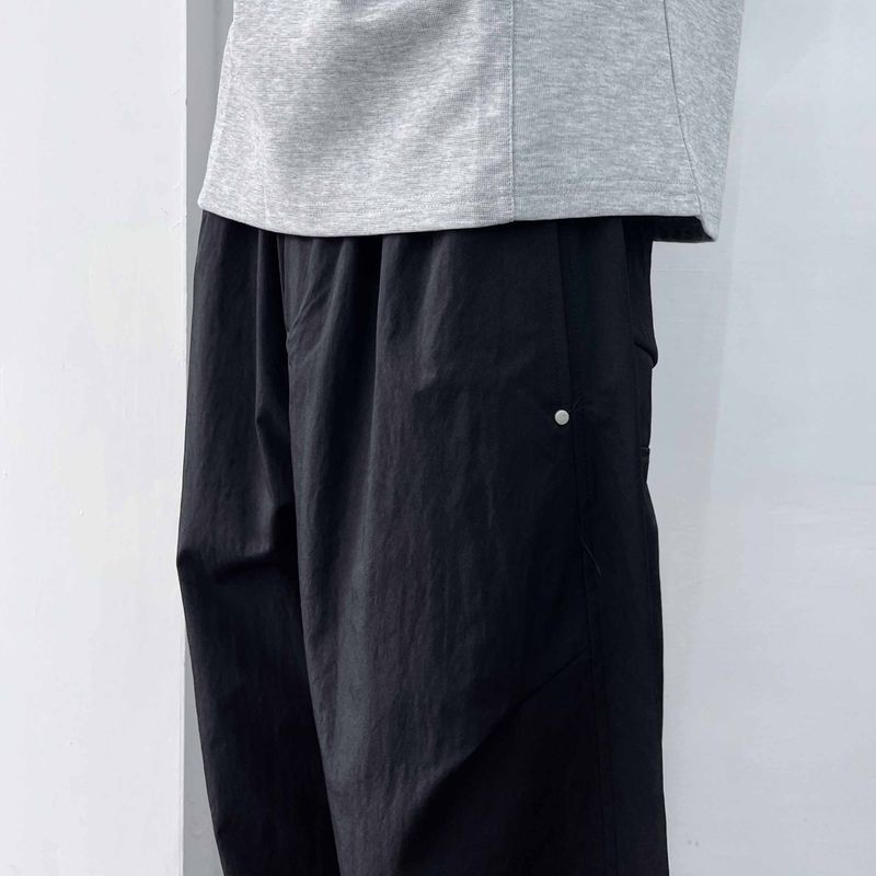Side-Studded Structural Wide Pants