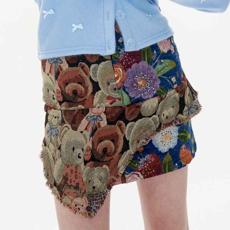 OTHER-worldly（アザーワールドリー）の「Jacquard Skirt [Blue_Bear+Flower]（Skirts）」