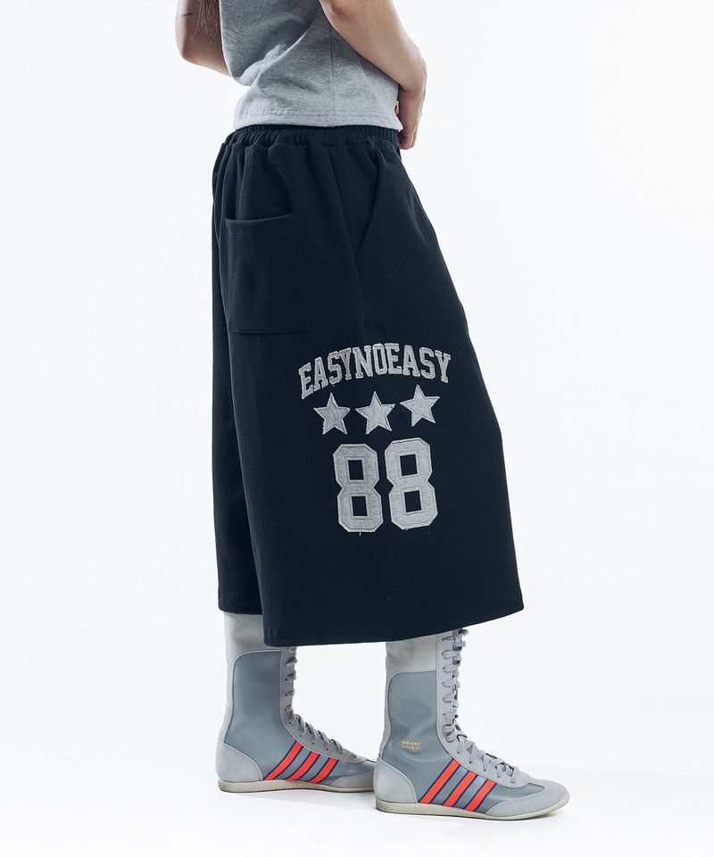 Numbering Patch Bermuda Sweat Pants - Black