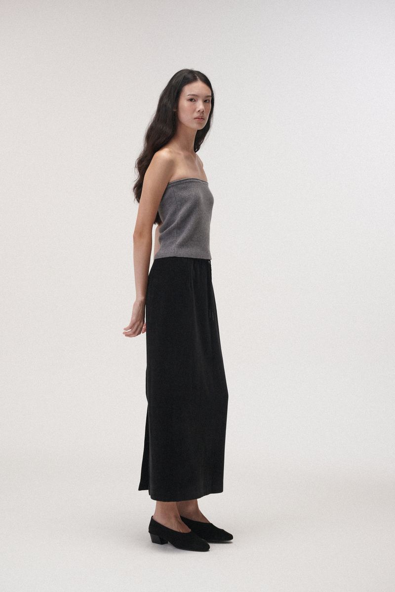 Wool stitch midi skirt (Black)