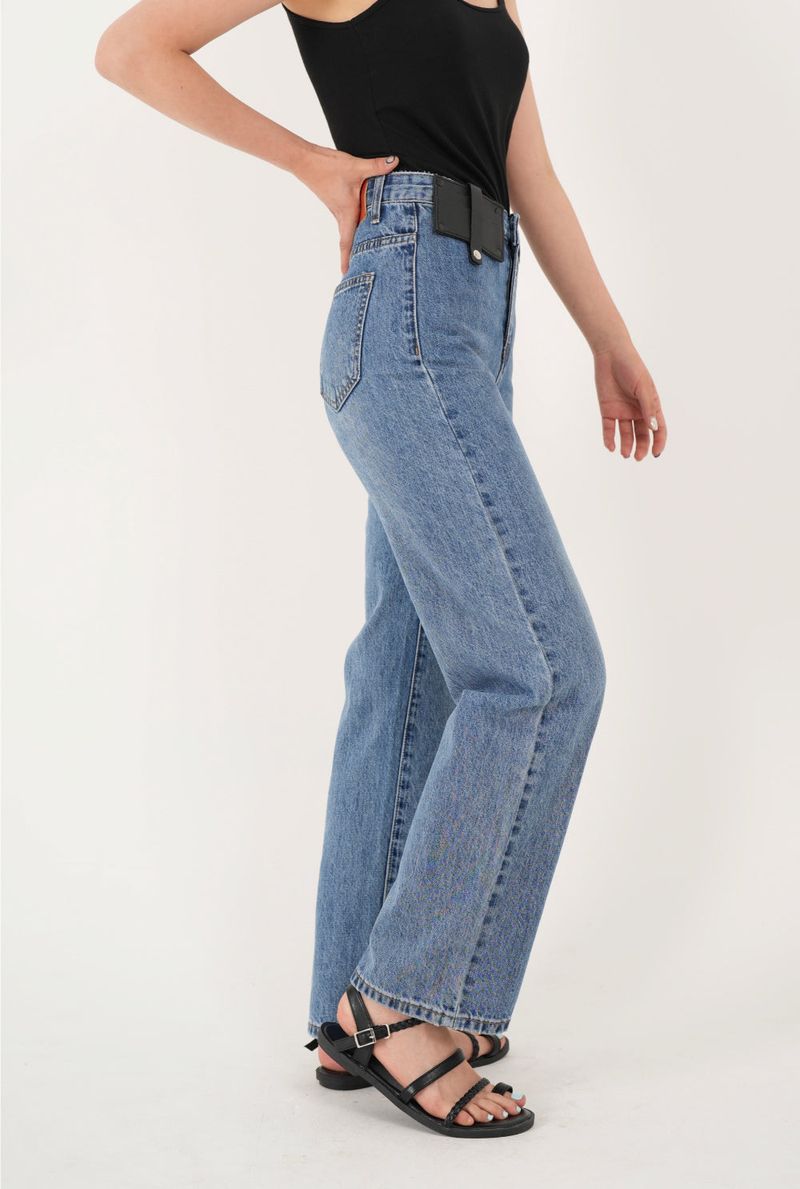 MEDIUM BLUE STRAIGHT DENIM PANTS [16626]