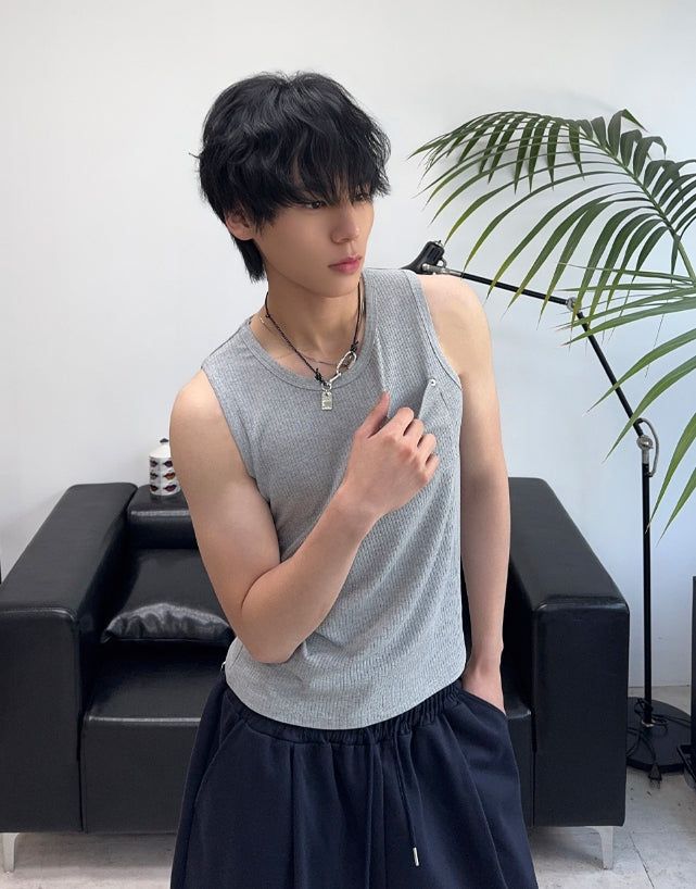 SATIIIZ(サティーズ)の「Duff Rivet Pocket Sleeveless(Tops)」