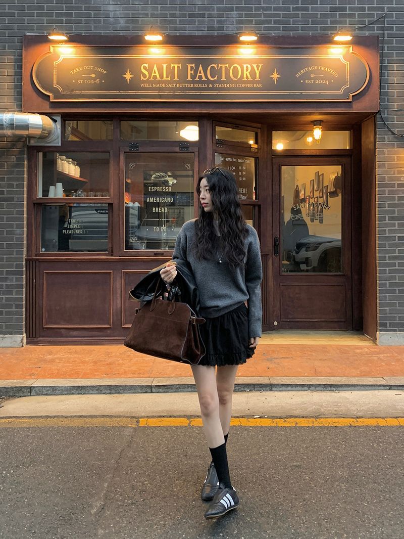 [MADE] Versi lace frill mini skirt