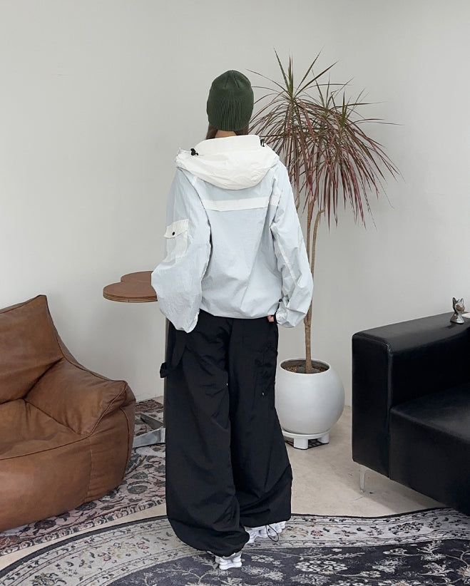 Tena Cap Hood High-Neck Wind Jacket