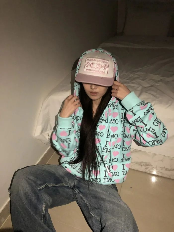 Bubblegum <3 Hoodie