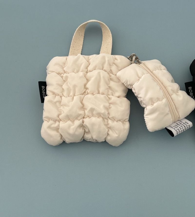cloud handle pouch