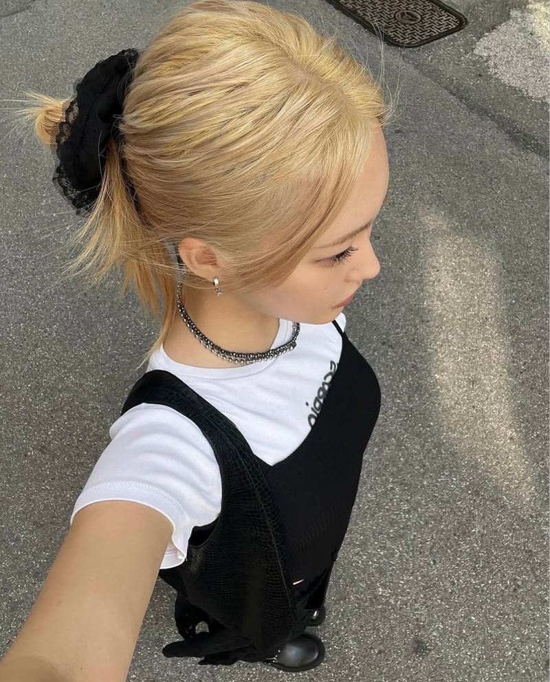 DEPC（デプク）の「RIBBON LACE SCRUNCHIE - BLACK（Hair Accessories）」