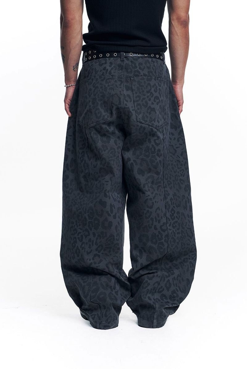 Curved Leopard Pants - Charcoal