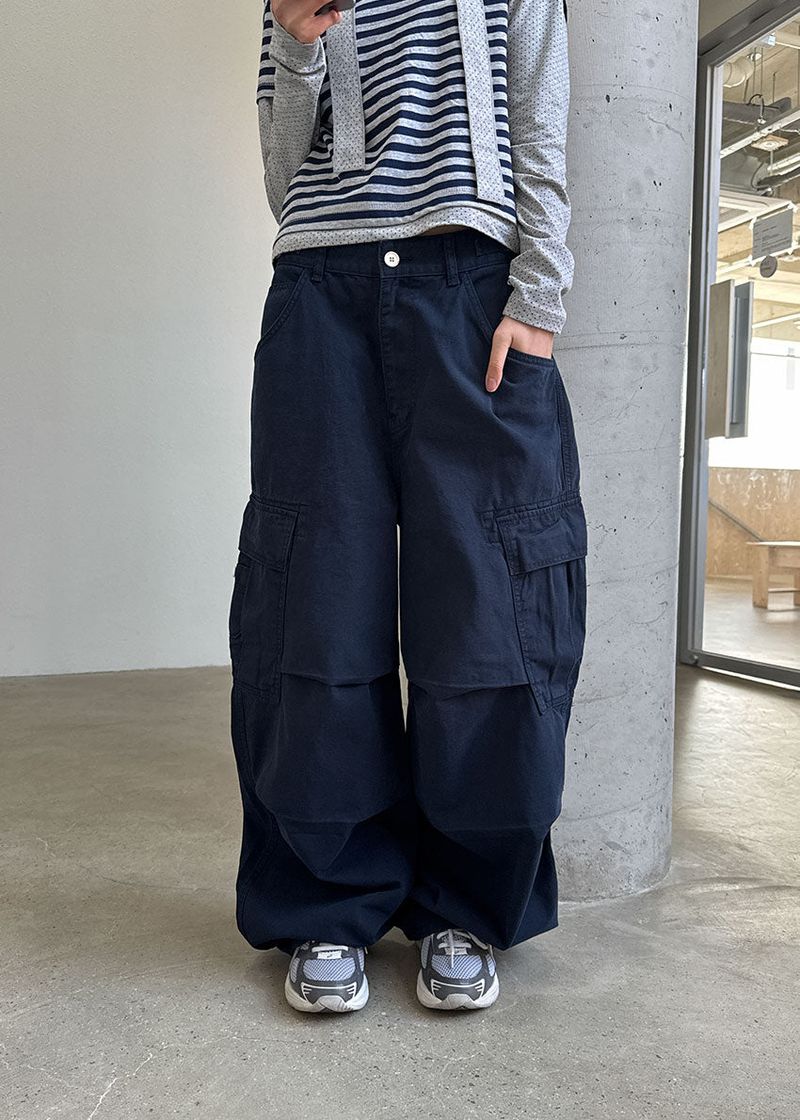 POCKET BUTTON CARGO PANTS