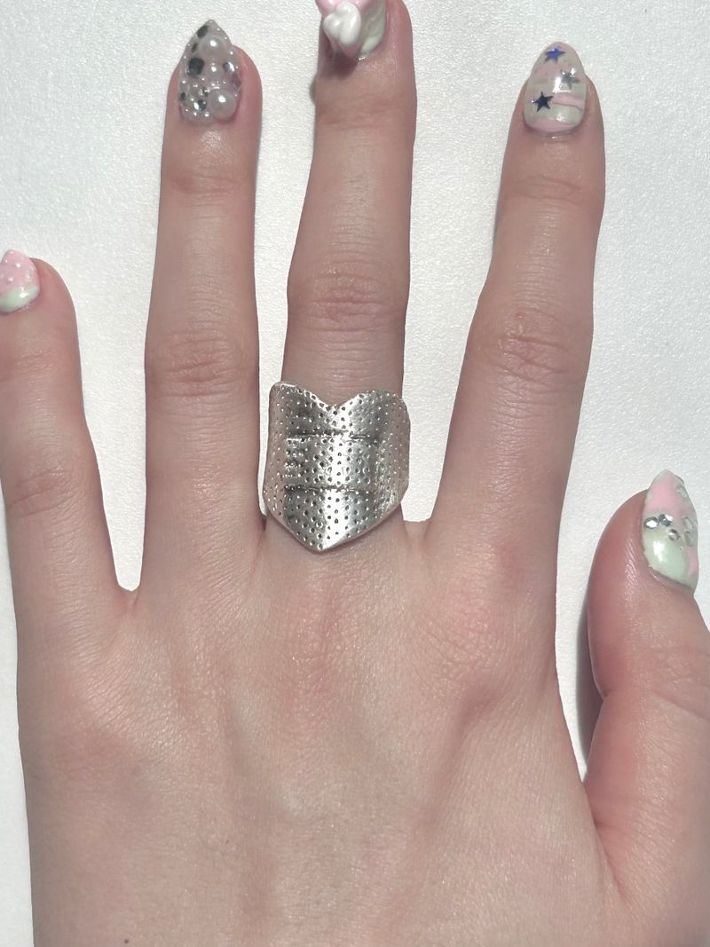DANI（ダニ）の「Love Band (Large) （Accessories）」