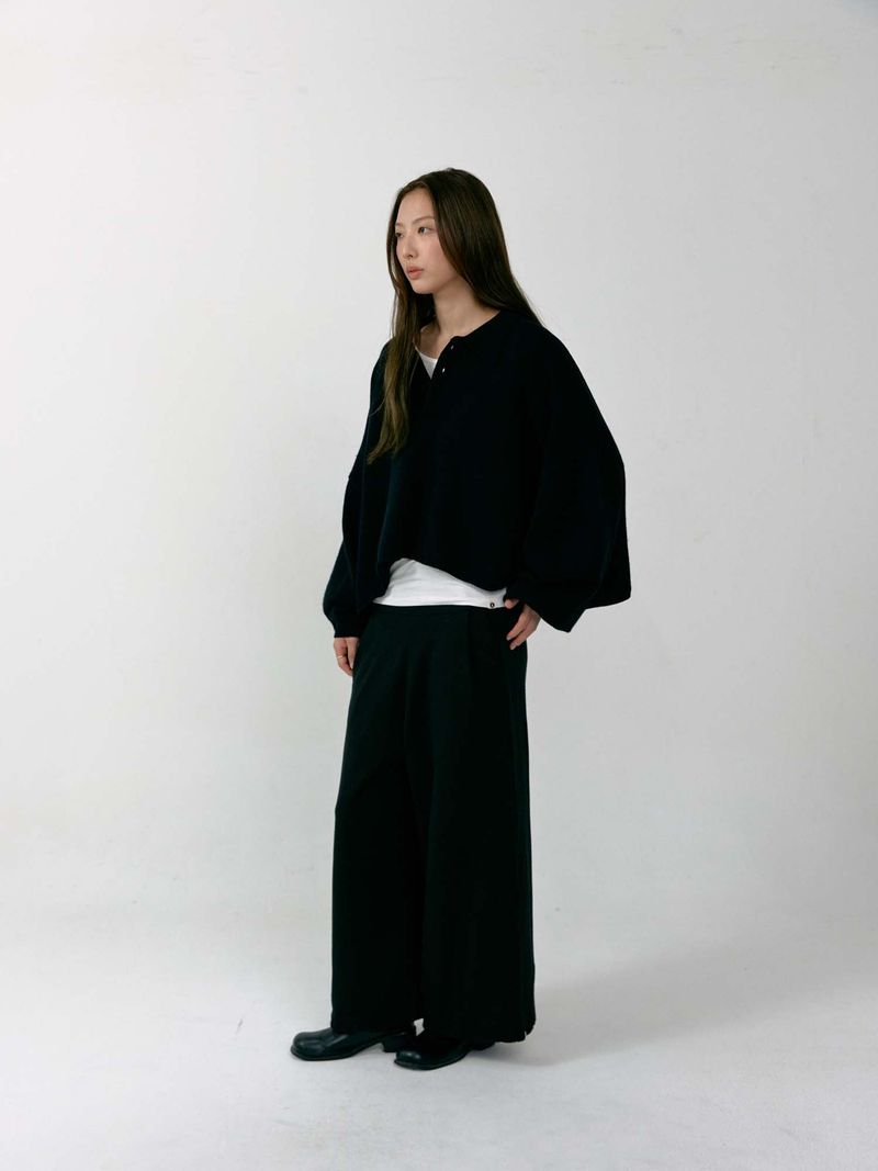Soft Collar Cropped Knit (Black)
