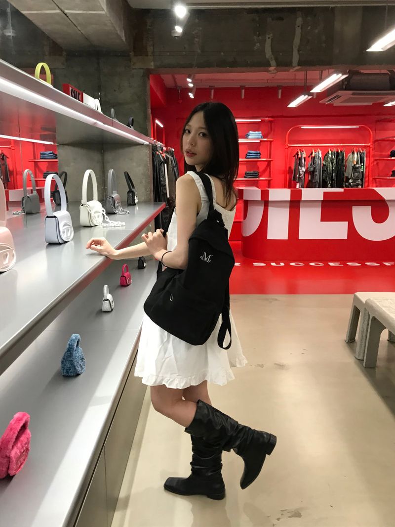 DONDA SIGNATURE LOGO BACK PACK