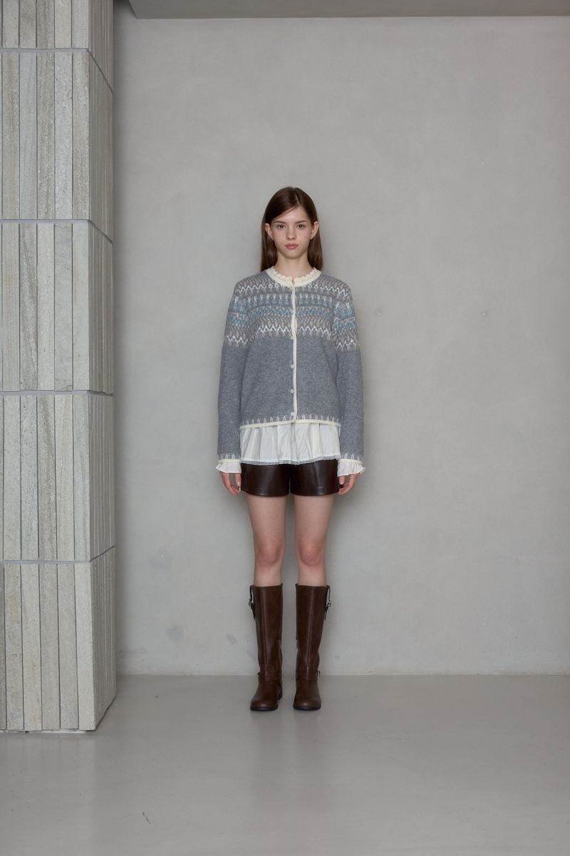 PINK PINEAPPLE（ピンクパイナップル）の「RUSTIC FOLK KNIT CARDIGAN（Tops）」