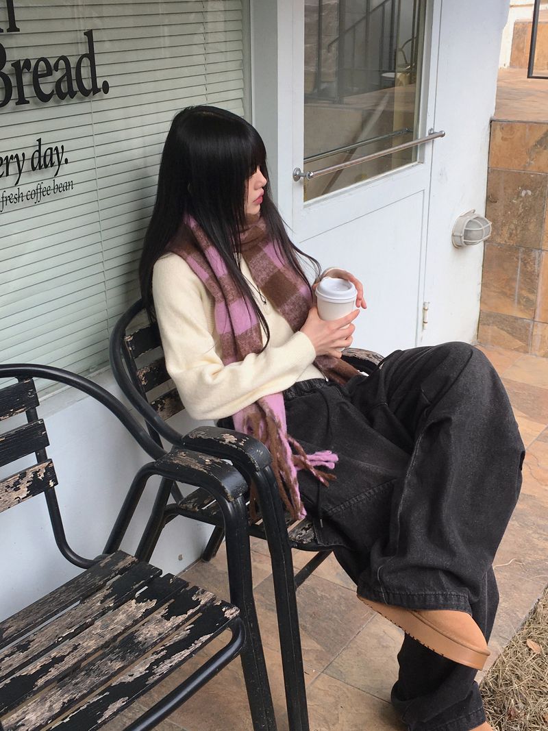 Coing brush check long muffler scarf