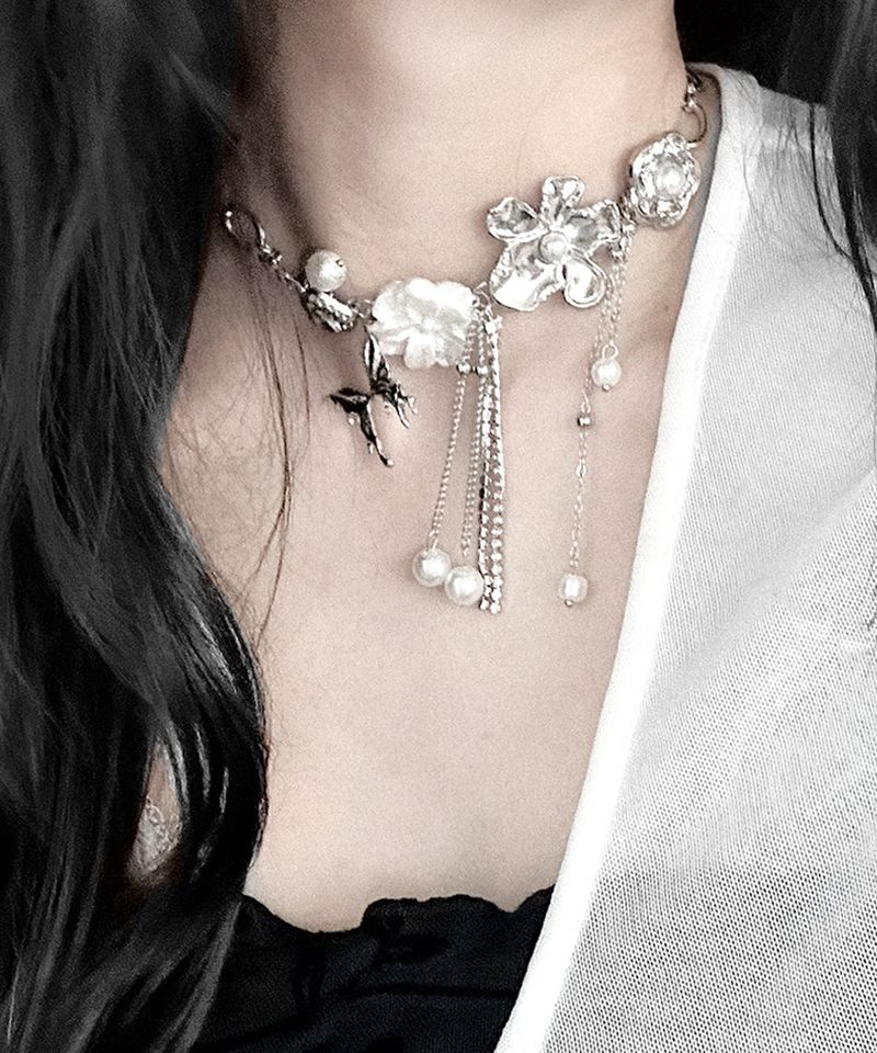 Romantic Flower Unique Choker Necklace