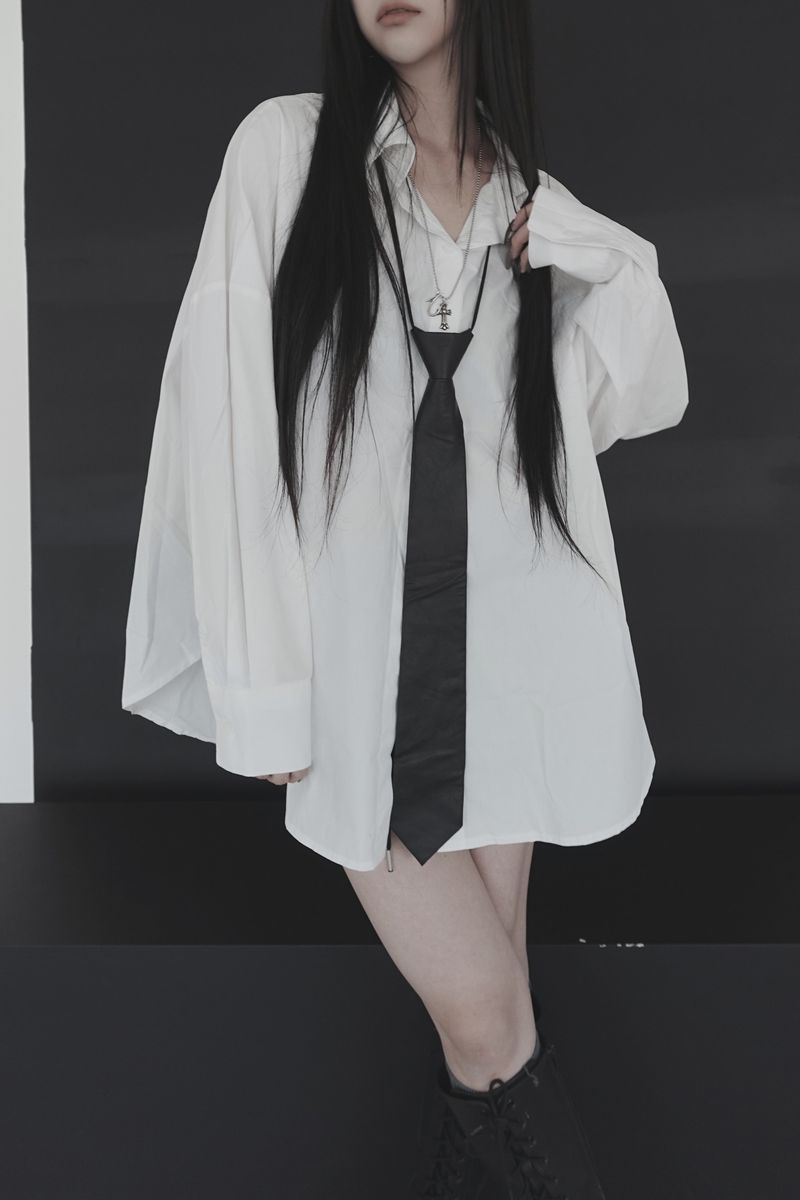 basic overfit shirt