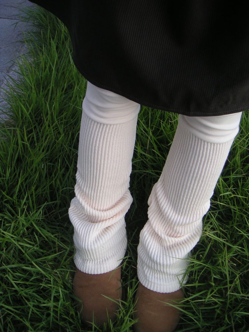 loose socks leggings