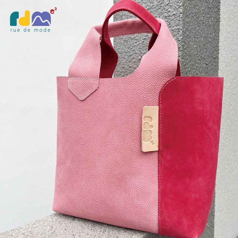 Genuine leather contrasting handbag
