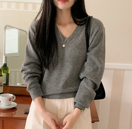 SHOPPERLAND(ショッパーランド)の「Simple Basic V-neck Knit (10color)(Tops)」