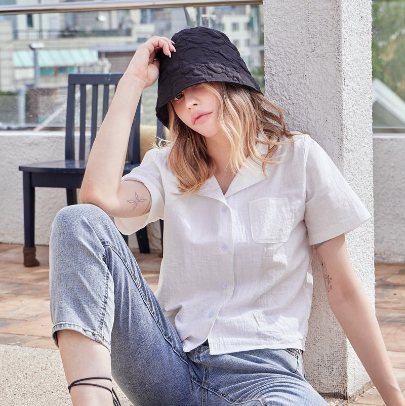 Embo longlabel drop bucket hat Black
