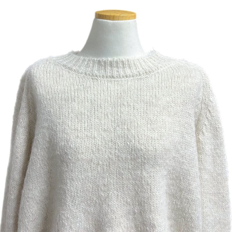 Lorne Soft Airy Raglan Long Sleeve Knit