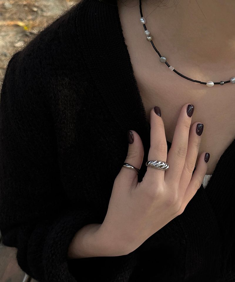 gravel necklace